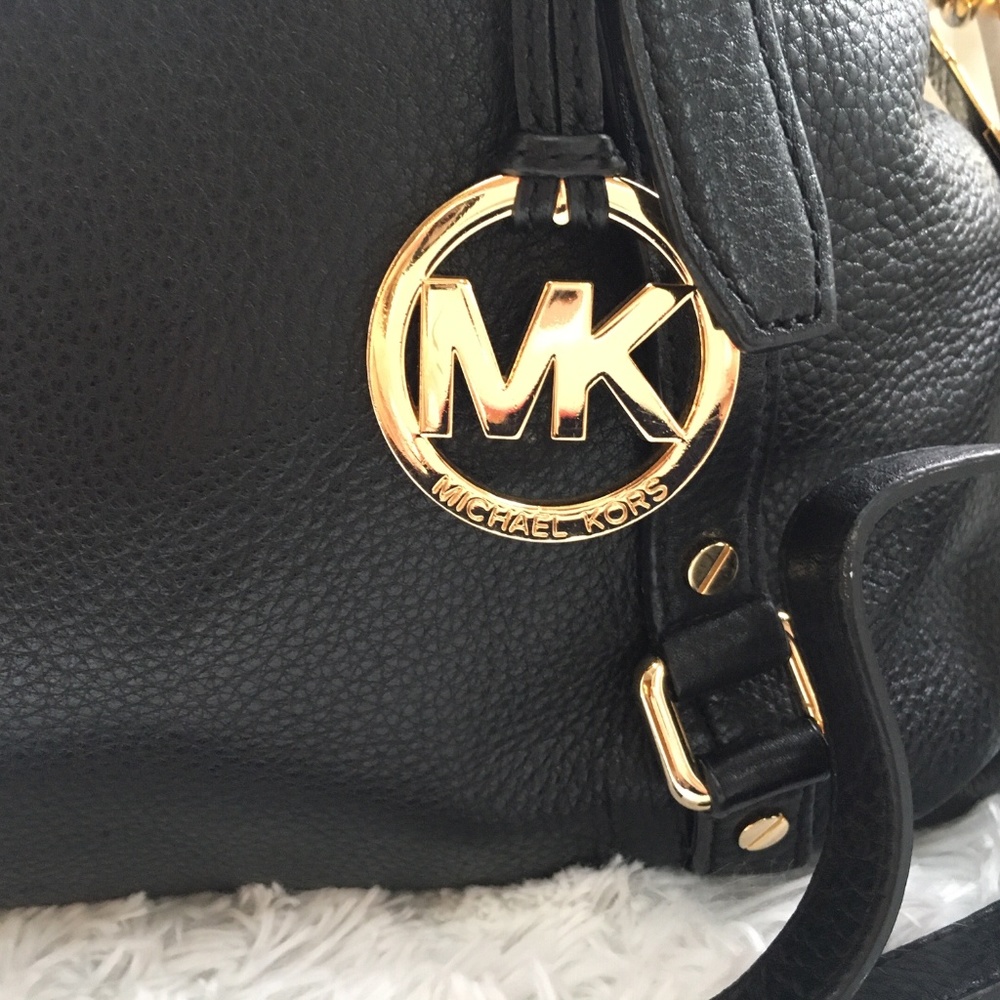 SOLD ON DIFFERENT SITE! Michael Kors Large Handbag - Picture 6 of 8